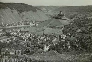 Cochem, Stadtansicht : Cochem (Mosel). Ansicht von Stadt und Burg