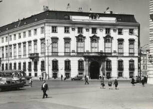 Wien. Bundeskanzleramt (Geheime Hofkanzlei) (ab 1717; J. L. von Hildebrandt)