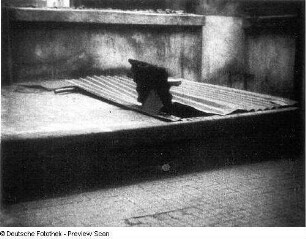 Szene aus dem experimentellen Dokumentarfilm "Filmische Plaudereien" (Alltag in der Äußeren Neustadt und in Pieschen)