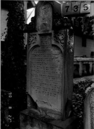Grabstein 736