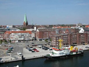Landeshauptstadt Kiel : Aufgenommen in Kiel im September 2004