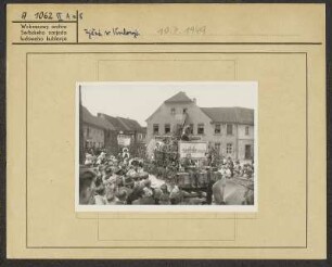 Volkstreffen der Domowina in Wittichenau. Festumzug : Domowinski zjězd w Kulowje. Swjedźenski ćah.