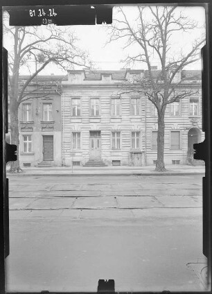 Potsdam, Wilhelm-Pieck-Straße (Charlottenstraße) 124. Wohnhaus. Straßenfront
