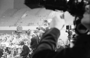 Freiburg: Stadthalle; FDP 22. Bundesparteitag, Publikum - Delegierte