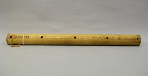 Longitudinal flute