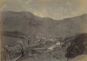 Manitou: Panorama with Pikes Peak