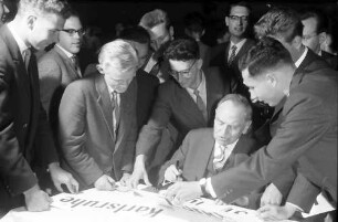 9. Tagung 1959 Physiker; Studentenabend Stadthalle Lindau: Otto Hahn signiert