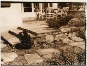 Garten Suidter, Luzern: Pflanzungen an Terrasse