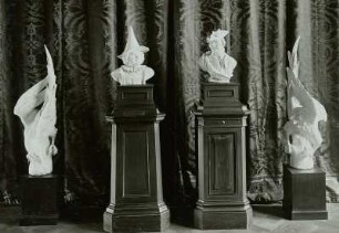 Ara (Kändler), Büste Hofnarr Fröhlich (Kändler), Büste Hoflustigmacher Schmiedel (Kirchner), Ara (Kändler)
