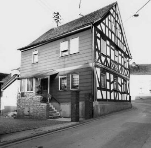 Butzbach, Alt-Maibach 15