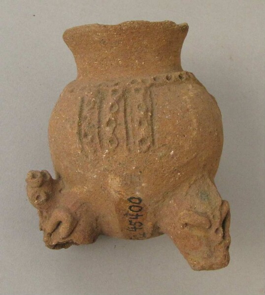 Clay vessel