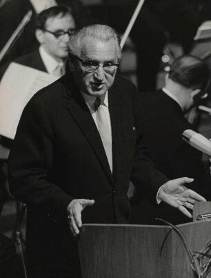 [Gustav Rudolf Sellner, Feierstunde in der Oper für Prof. Ebert]