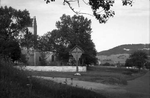 Wehingen: Kirche und Marterl