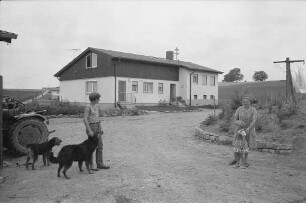 Aussiedlerhof von Eugen Denninger, des früheren Pächters des Gutshofs Rüppurr, in Flehingen