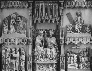 Erfurt, Barfüßerkirche, großer Altar, Mittelschrein: Marienkrönung, Geburt Christi, Darbringung im Tempel, Auferstehung, Ausgießung d. Hl. Geistes; ehem. Hauptaltar der aufgegebenen Bartolomäuskirche; Schmalkalden, Hans von; Leipzig, Jakob von; Wispach, M