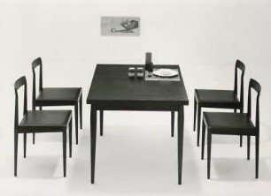Stuhl "Mod. 429 / 02" und Tisch "Mod. 604 / 33" von O. F. Pollak