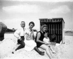 Familie am Strand