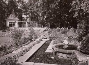 Großer Garten : Reichsgartenschau, Partie im Vielgestaltigen Garten, mit Zierbrunnen