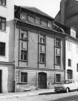 Görlitz-Altstadt, Langenstraße 16. Wohnhaus (nach 1717, 2. V. 19. Jh.). Straßenansicht
