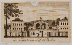 Der Kopfbau des Leipziger Bahnhofes zwischen der Leipziger Straße und Eisenbahnstraße in Dresden-Neustadt, 1839 eingeweiht, Blick nach Norden