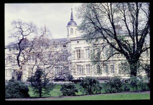 Bonn Palais Schaumburg 12.4.60.