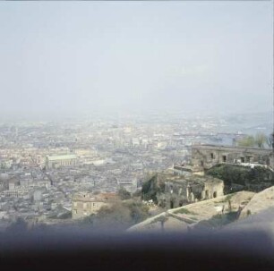Blick vom Kloster Certosa di San Martino auf die Stadt Neapel