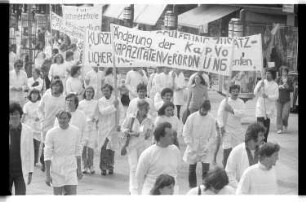 Kleinbildnegativ: Demonstration, Zahnmediziner*innen der FU Berlin, 1979