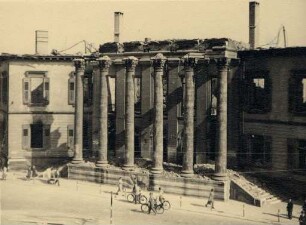 Zerstörungen Zweiter Weltkrieg. Rondellplatz, Markgräfliches Palais