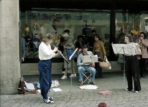 Freiburg i. Br.: Straßenmusikanten: Bläsertrio