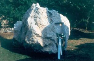 Budapest. Neuer Stadtfriedhof. Parzelle 301. Gedenkstein für die unbekannten Aufständischen
