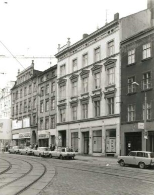 Görlitz-Altstadt, Demianiplatz 21, 22 und 23/24. Wohn-und Geschäftshäuser (um 1865 (Nummer 22) und um 1870)