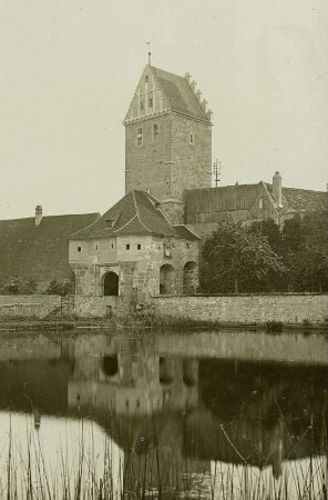 Dinkelsbühl, Feldseite des Rothenburger Tores