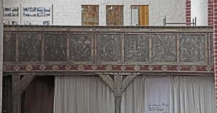Orgelempore mit biblischen Szenen zur Illustration der Zehn Gebote und des Vater Unsers