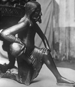 Hildesheim, Dom St. Maria, Kapelle des Hl. Georg, Bronzetaufbecken, Tragefigur, der Paradiesfluss Pison/Physon (Detail)