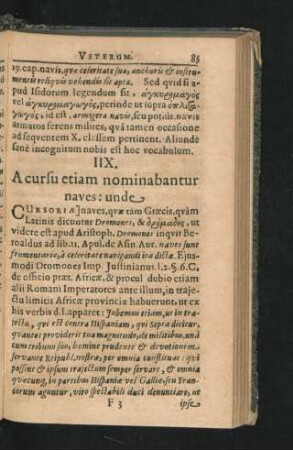 IIX. A cursu etiam nominabantur naves: unde