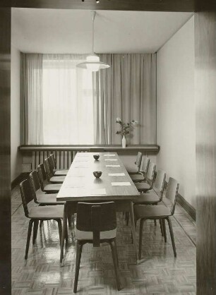 Kleines Sitzungszimmer