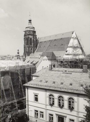 Stadtkirche St. Marien : Blick vom Burgberg über die Obere Burgstraße gegen Stadtkirche St. Marien