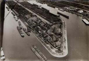 Luftbildaufnahmen von Karlsruhe. Rheinhafen/Rheinstadt - Rheinhafen mit Mittelbecken