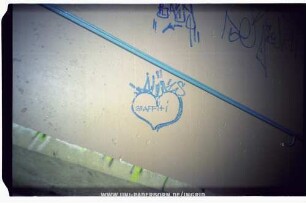 DeLÜKS | {HERZ} GRAFFiti