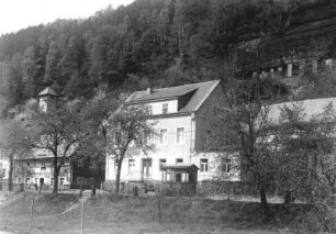 Bad Schandau-Postelwitz. Wohnhaus (ehemals "Friebels Gasthaus"), Postelwitz 48b. Straßenansicht