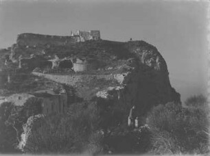 Ruine : Ruine auf einer Anhöhe in Capri