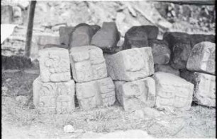 Quirigua, Structure 1, Cornice (QRG: Crn., Str. 1)