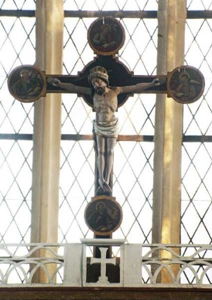 Spätgotischer zweifacher Wandelaltar — Altarkreuz mit Evangelistensymbolen