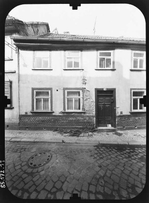 Erfurt-Altstadt, Glockenquergasse 10. Wohnhaus. Straßenfront (Teilansicht)