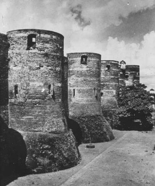 Angers, Schlossmauer, Nordseite