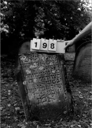 Grabstein 198