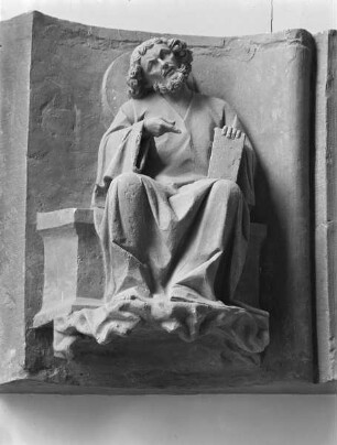 Archivoltenfigur des Apostels Jakobus Major von der Rosenarchivolte des südlichen Querhauses der Kathedrale Notre-Dame zu Reims