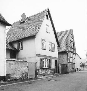 Fachwerkwohnhaus; Seligenstadt, Pfarrgasse 5