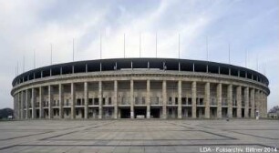 Olympiastadion; Berlin, Charlottenburg-Wilmersdorf