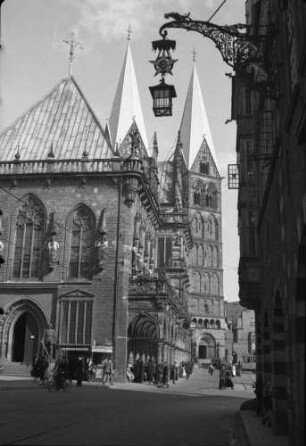 Bremen: Rathaus, Westseite und Dom